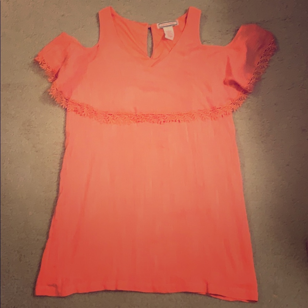 Cold shoulder short dress